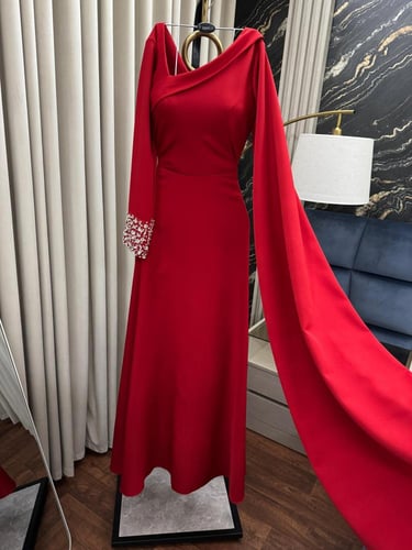 فستان شهد الشمري