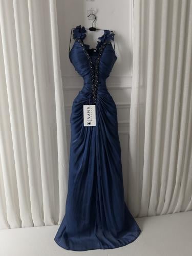 فستان كرنكل بترولي مطرز