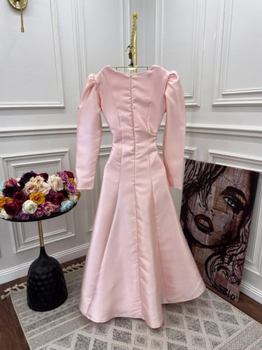 فستان ميكادو طويل ورود بارزه