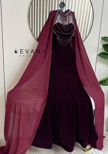 فستان مخمل سهره على كرستال راقي