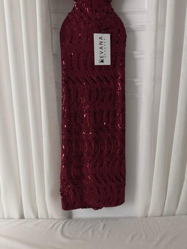 فستان ناعم على جوخ اف شولدر