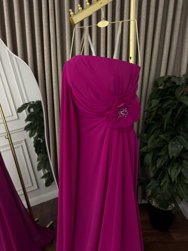 فستان فوشي طويل انيق