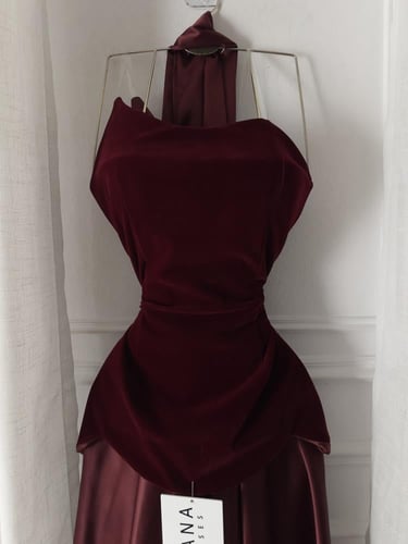 فستان مخمل جوخ على شال