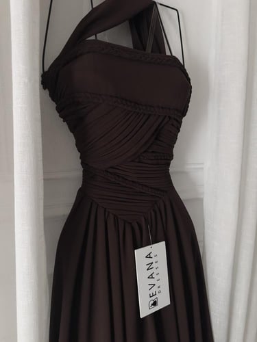 فستان بني خياال