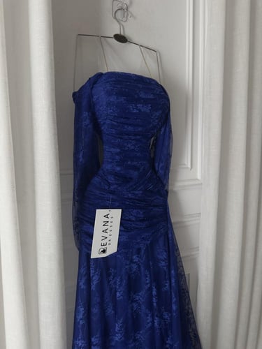 فستان دانتيل ناعم فخم