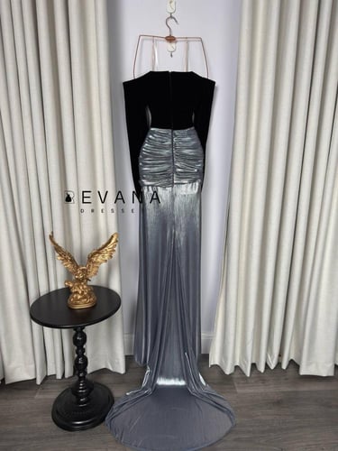 فستان اطلس على مخمل ماسك