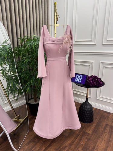 فستان ناعم بكمام طويله ساتره