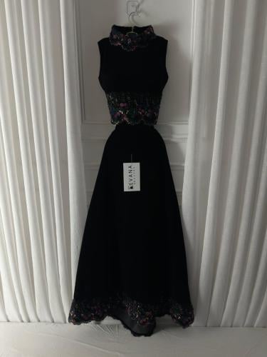 طقم العيد اسود جوخ