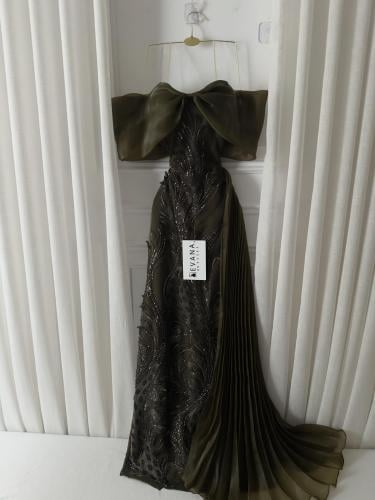 فستان زيتي ذيل كسرات