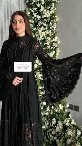 فستان اسود دانتيل خيال