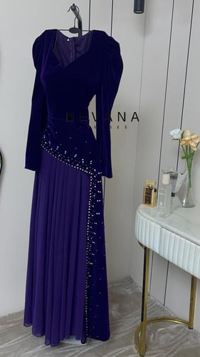 فستان موف اكمام طويله