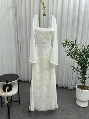 فستان ابيض انيق للعيد