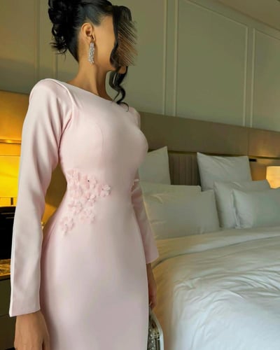 فستان ناعم طويل