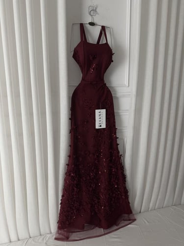 فستان سهره عودي مزين ورود