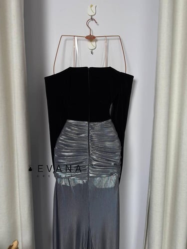 فستان اطلس على مخمل ماسك