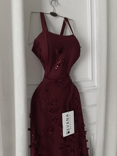 فستان سهره عودي مزين ورود