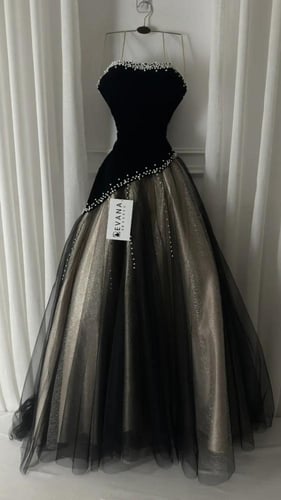 فستان سهره فخم مزين لولو