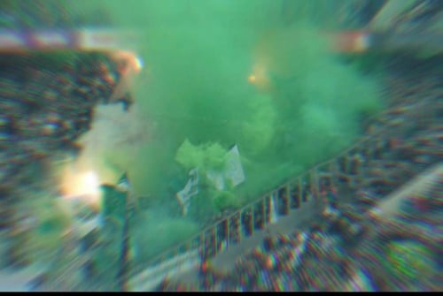 بخاخ بودرة لون اخضر