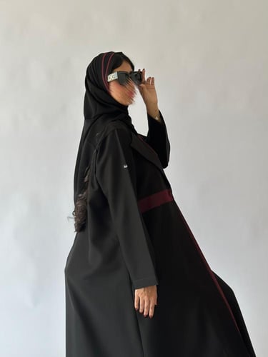 عباية كريب ميني ميت كوري واقف