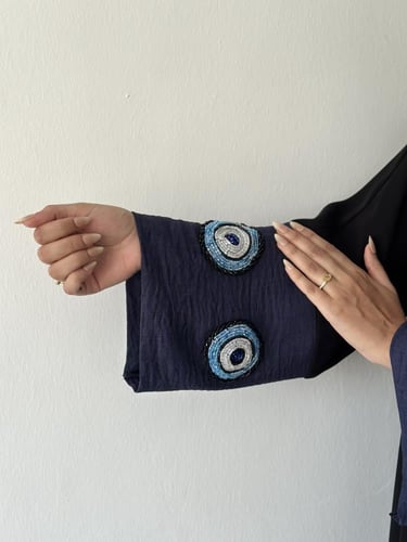 عباية كريب انترنت ب اكمام كحلي مشغول