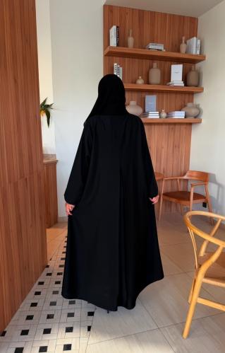 عباية كريب صالونا كوري بخياطة مخفية