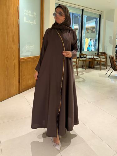 عباية بني ندى مقلم بإطار نحاسي نص كلوش لف مع طرحة...