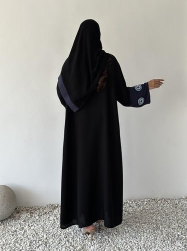 عباية كريب انترنت ب اكمام كحلي مشغول