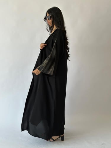 عباية كريب انترنت بكسرة بالاكمام قماش لينن هندي