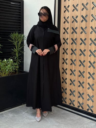عباية كريب ميني ميت واقف قصة جكيت بكسرة من الخلف