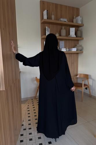 عباية إنترنت بخياطة مخفية – قصة نص كلوش بكسره خلفي...