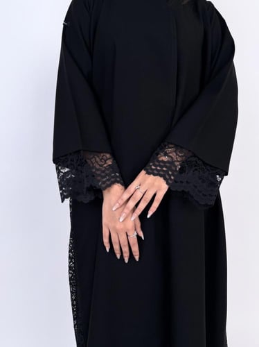 عباية كريب ميني ميت كوري دانتيل