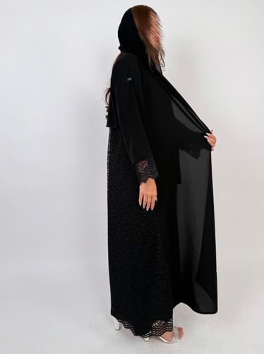 عباية كريب ميني ميت كوري دانتيل