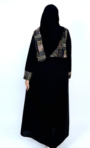 عباية كريب ميني ميت كوري واقف بقص جاكيت