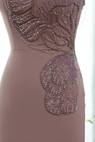 فستان شك على شكل فراشة