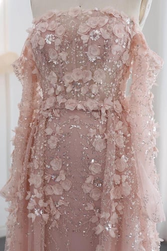 RC04 - فستان سهره مزين بزهور ثلاثية الابعاد