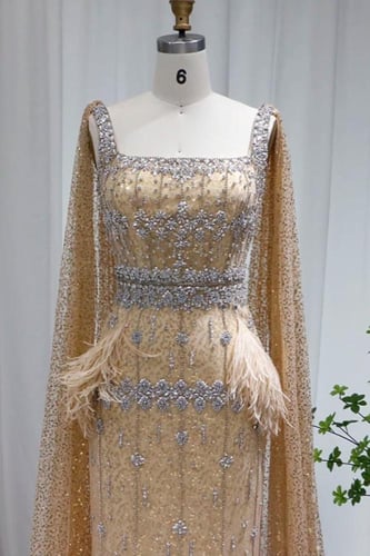 RC03 - فستان ريفيرا سقنيتشرر ذهبي