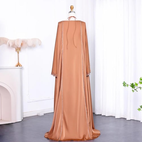 فستان مكون من قطعتين برقبة هالتر - متوفر لونين RC1...