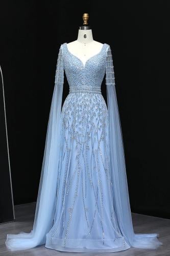 فستان شك ازرق سماوي مع اكمام كيب