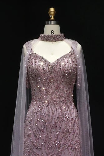 601 - فستان سهره شك يدوي مع اكمام كيب - وردي