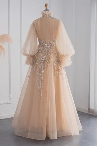 فستان ميدي ذهبي