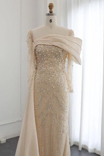 فستان شك يدوي مع غفاز