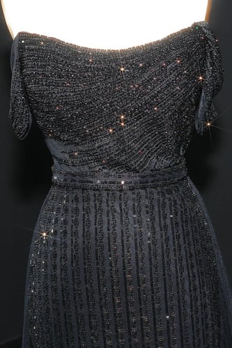 فستان شك مع حزام - اسود