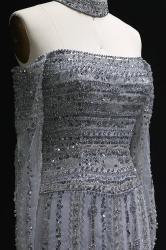 620 - فستان سهره اوف شولدر مع شك ثقيل - فضي