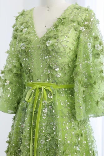 RC09 - فستان مزين بزهور ثلاثية الابعاد اخضر ليموني