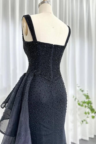 RC131 - فستان اسود شك يدوي