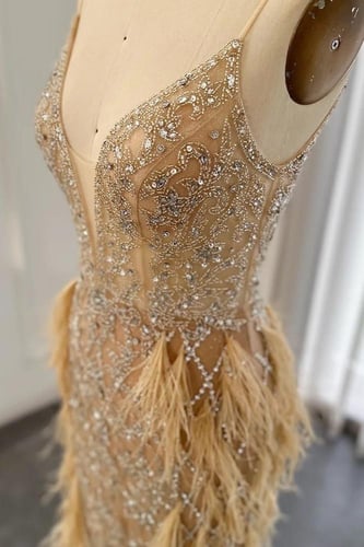 RC16 - فستان بيج شك يدوي كامل مع ريش