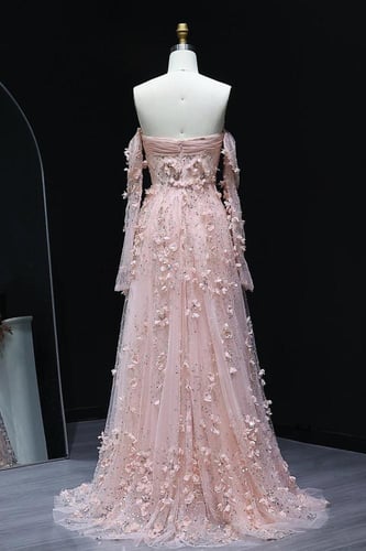 RC230 - فستان مزين بزهور ثلاثية الابعاد وردي