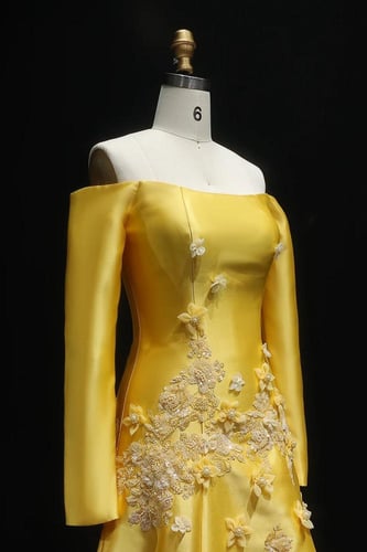 RC238 - فستان سهره مزين بزهور ثلاثية الابعاد اصفر