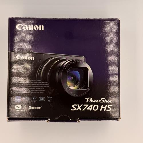 ‏Canon PowerShot SX740 HS – Mint with Box