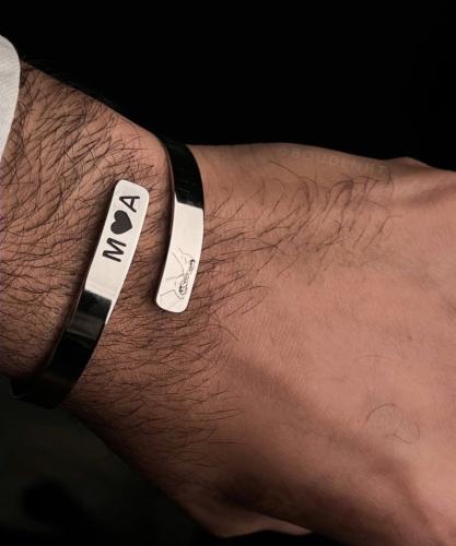 سواره بحفر ماسكين يد بعض